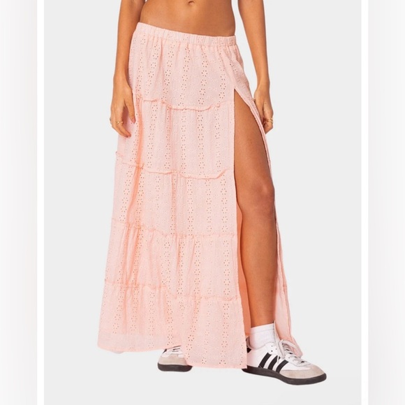 EDIKTED Tiered Eyelet Slitted Maxi Skirt - Picture 2 of 4